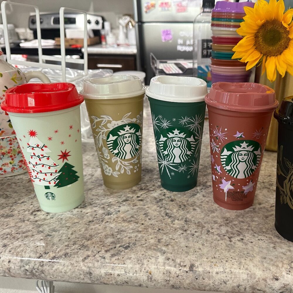 Starbucks - Holiday cups